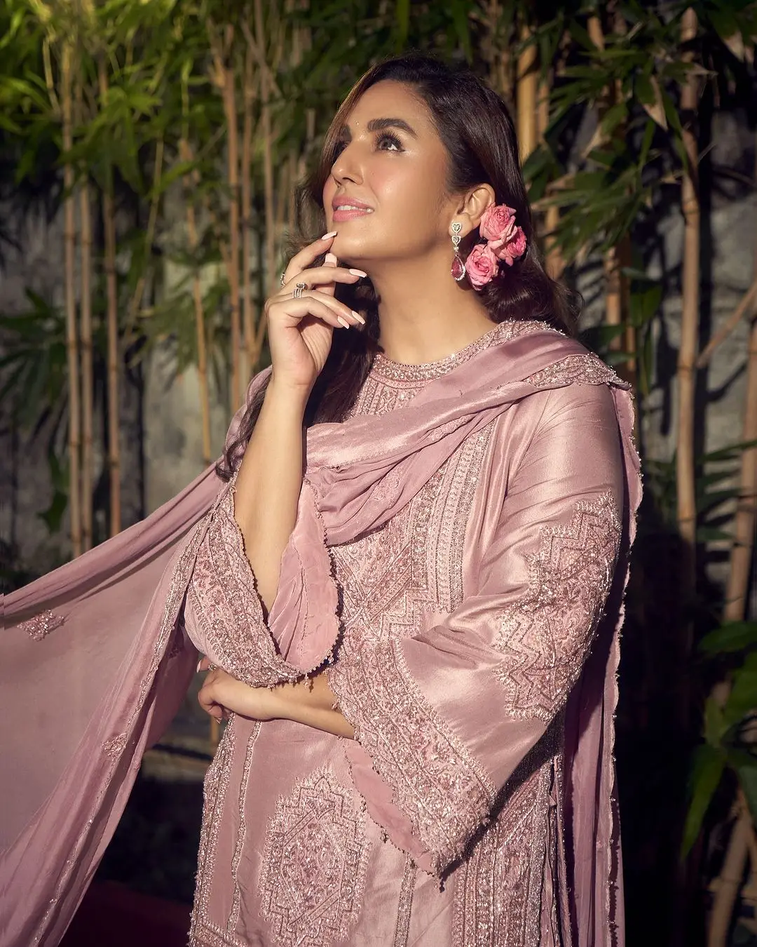 Huma Qureshi in Pink Kurta with Palazzo Dupatta